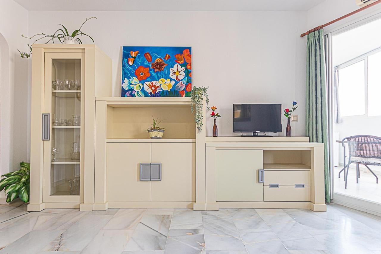 797 Holiday Rentals - Amplio Piso Para 4 En El Centro De Arroyo De La Miel 베날마데나코스타 외부 사진