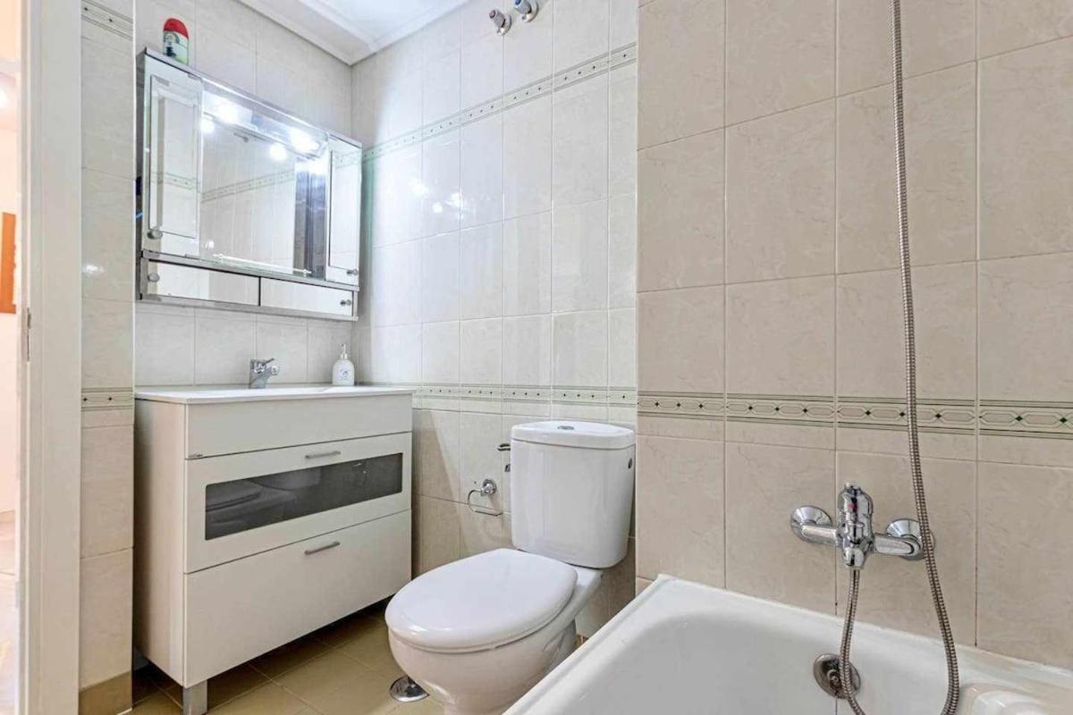 797 Holiday Rentals - Amplio Piso Para 4 En El Centro De Arroyo De La Miel 베날마데나코스타 외부 사진